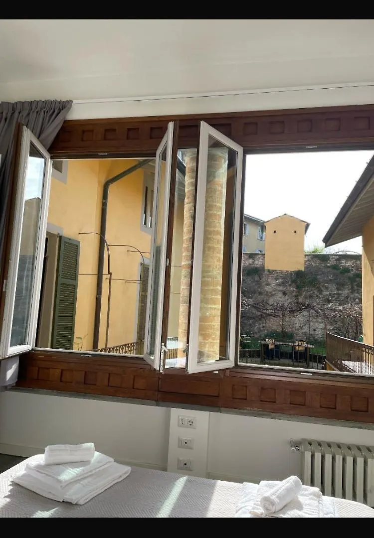 Mario Lupo Guest House Bergamo 0*,