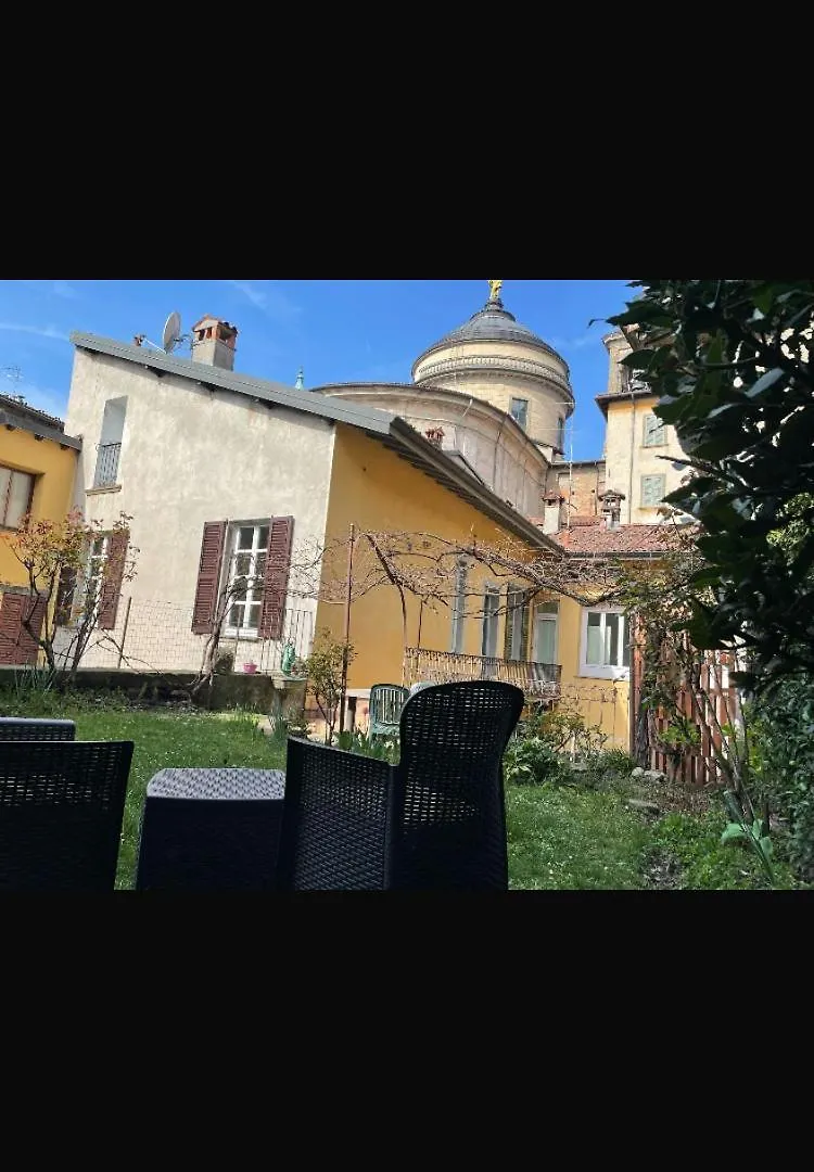 Apartment Mario Lupo Guest House Bergamo Italy